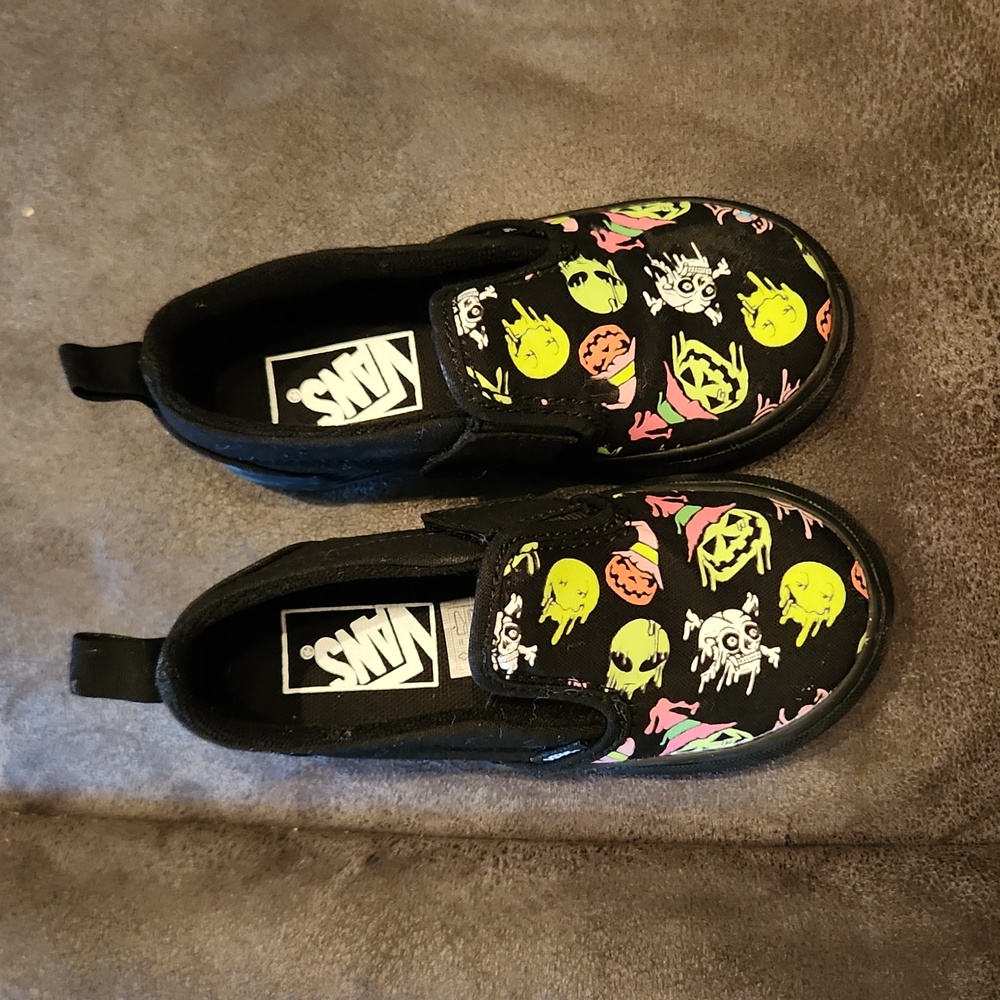 Toddler vans size 7.5